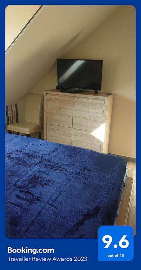 Blonde River Apartman Sőtér Szegedin Exterior foto
