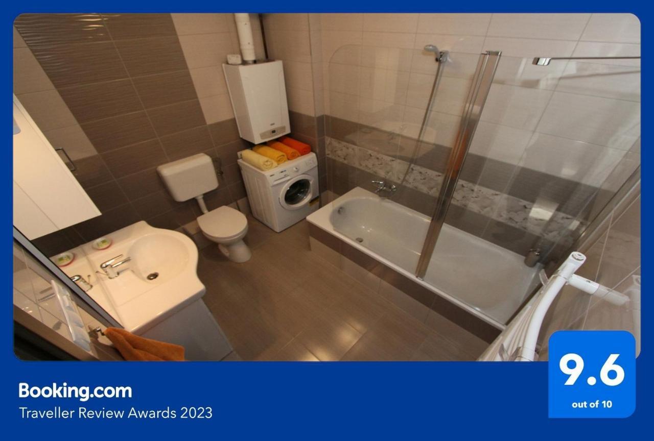 Blonde River Apartman Sőtér Szegedin Exterior foto